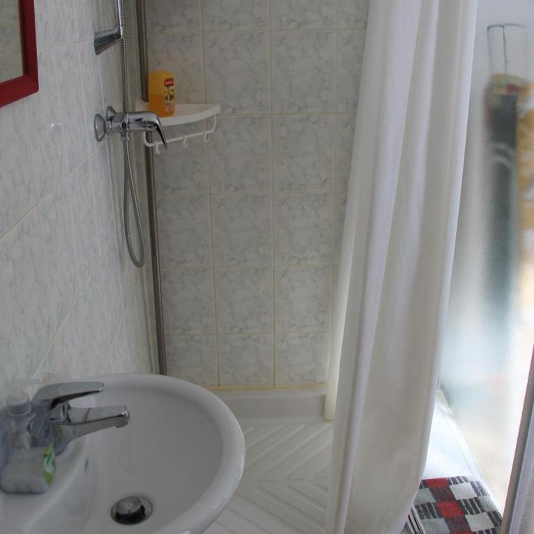 2 pièces calme et fonctionnel - Appartement 1 Chambre - 16