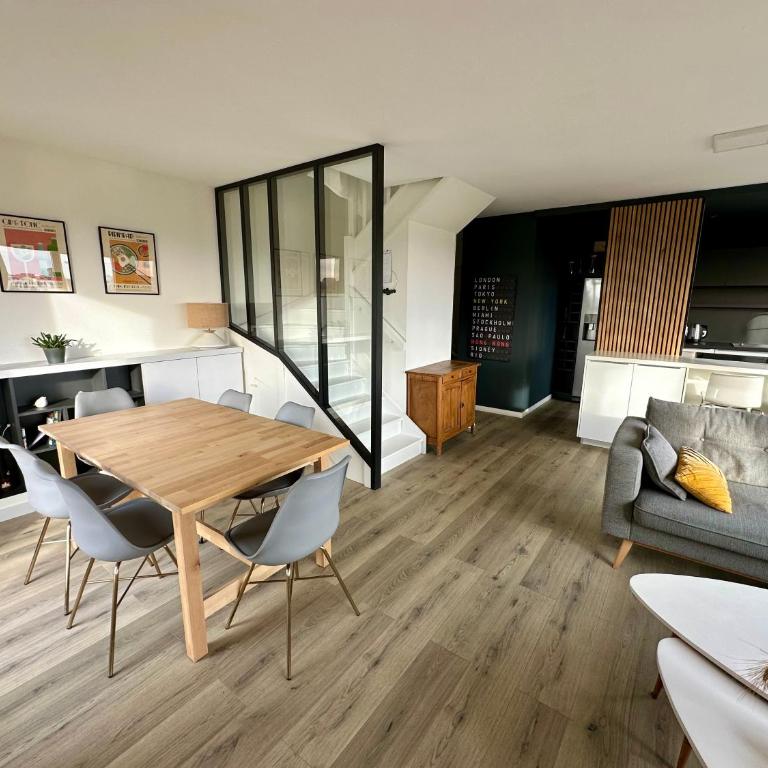 Duplex vue Disneyland , 3 chambres, 2 parkings - Appartamento con 3 Camere da Letto - 5