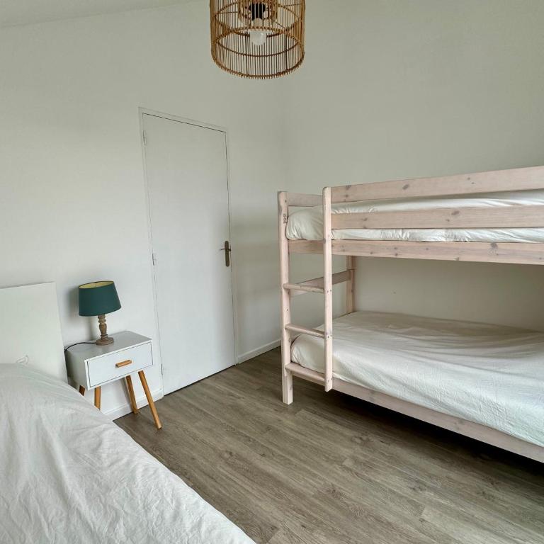 Duplex vue Disneyland , 3 chambres, 2 parkings - Appartamento con 3 Camere da Letto - 17