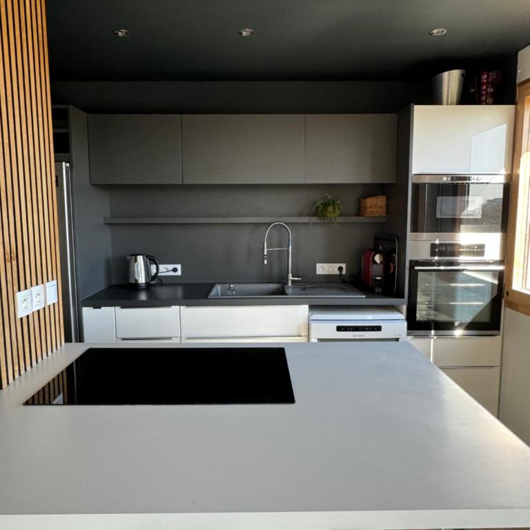 Duplex vue Disneyland , 3 chambres, 2 parkings - Appartamento con 3 Camere da Letto - 8