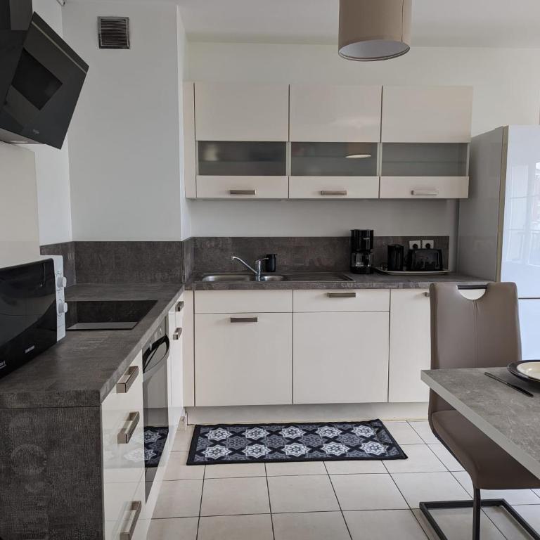 Chic appartement à 5 minutes de bus de Disneyland - Apartment mit 2 Schlafzimmern - 3