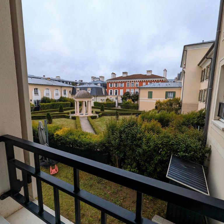 Chic appartement à 5 minutes de bus de Disneyland - Apartment mit 2 Schlafzimmern - 11
