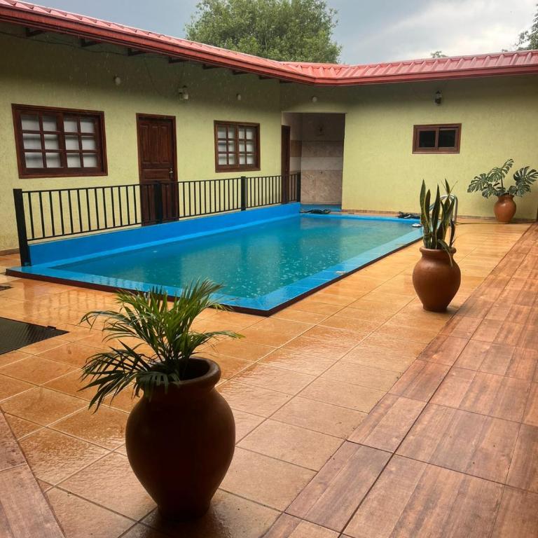 "Arzam Iguazú" - Construido y atendido por sus propios dueños - Estudio Deluxe - 1