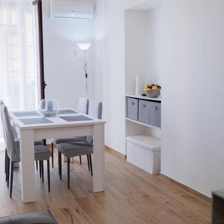 La Casa al mercato - SELF CHECK-IN - Appartamento con 2 Camere da Letto - 5