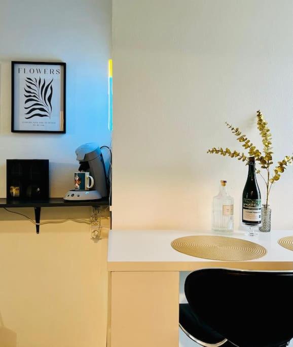 Dalikyda La Douceur Havraise Parking gratuit - One-Bedroom Apartment - 7