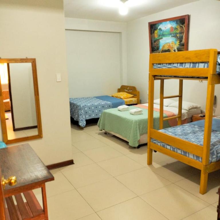 100 RV APARTMENTS IQUITOS PERU-Apartamento primer piso con ventana a piscina - Apartment - 2