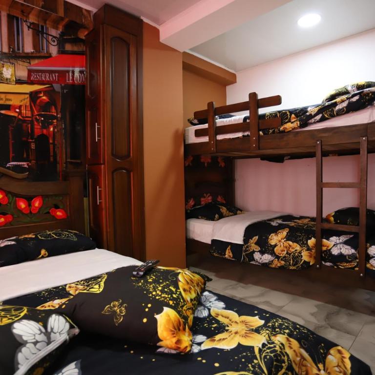 Hôtel d’lyon - Quadruple Room - 1