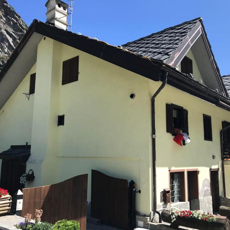 Tiny Charming Apartment close to the ski slopes - Studio Apartment - 17