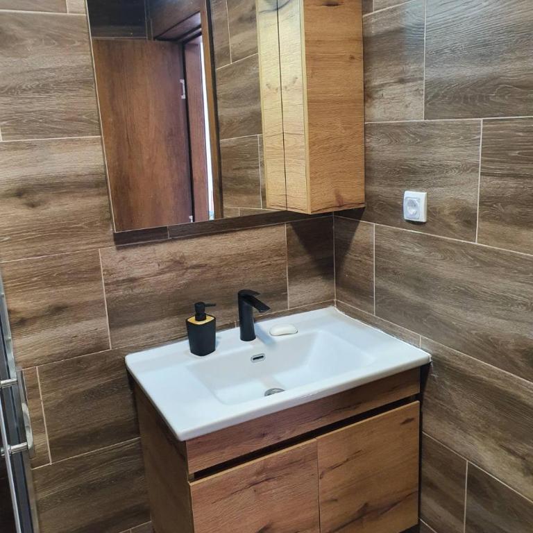 Apartman Snow Heaven Kopaonik - Studio Apartman s Balkonom - 12