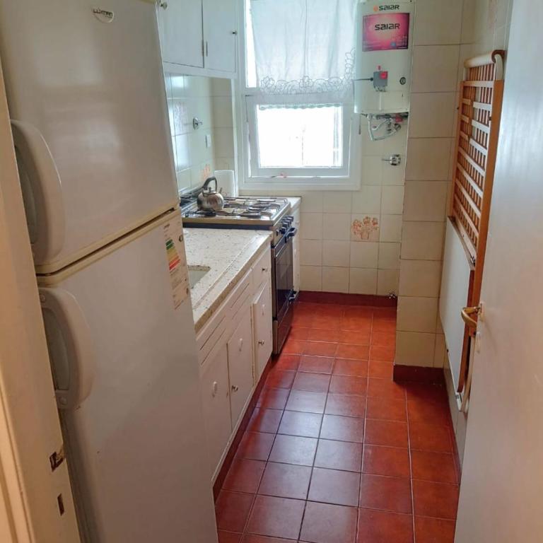 Dos Ambientes todo externo a 3 cuadras de la Playa - One-Bedroom Apartment - 4