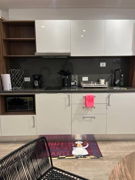 Aparta suite227 Teusaquillo cerca a embajada EU - Apartamento de 1 dormitorio - 26