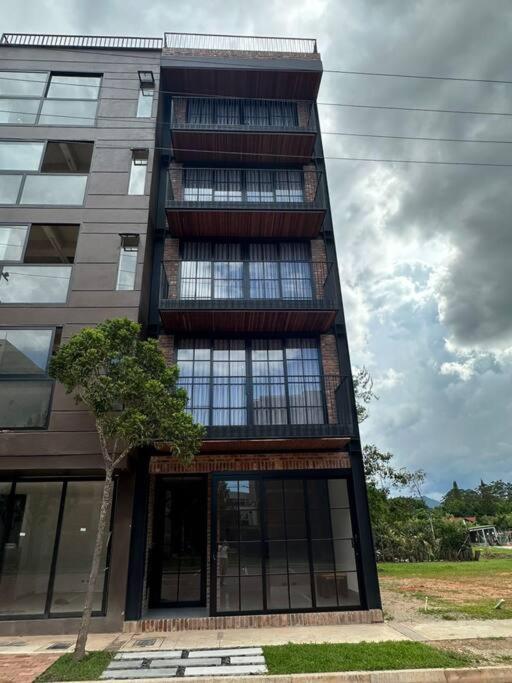 Moderno loft en Llanogrande - Apartamento de 1 dormitorio - 9