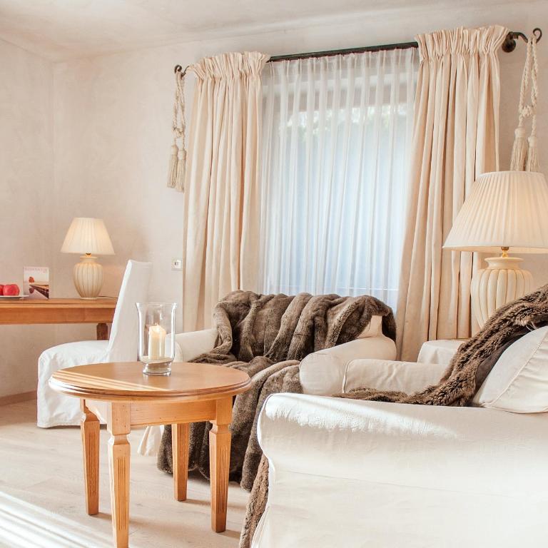 Hotel Alpenblick Zillertal - Romantik Doppelzimmer - 8