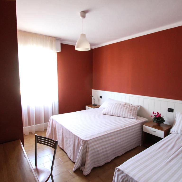 Hotel Bardolino - Camera Tripla - 16