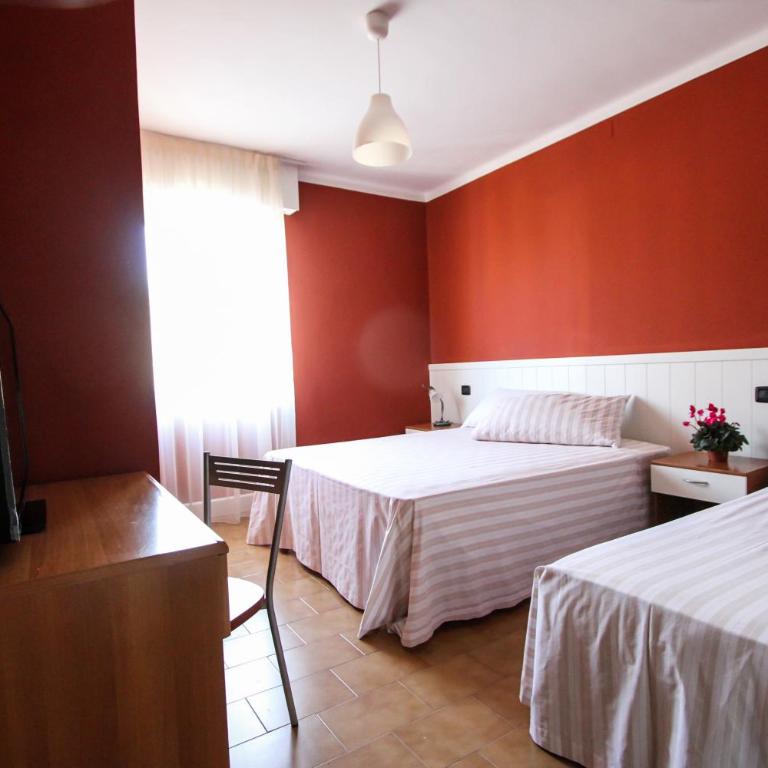 Hotel Bardolino - Camera Tripla - 18