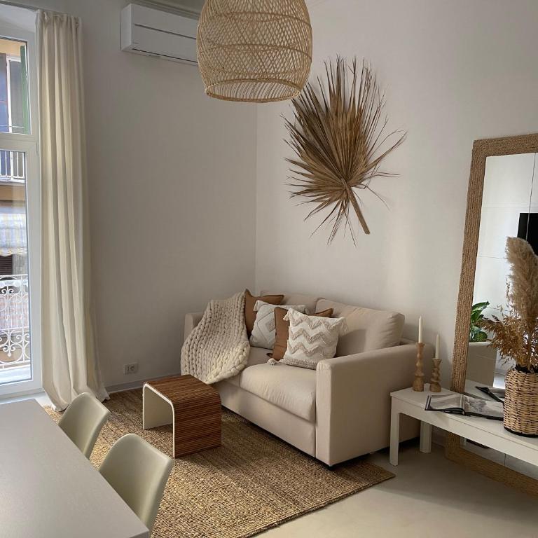 Luxury Designer Suite in the historical center - Appartamento con 2 Camere da Letto e Balcone - 2