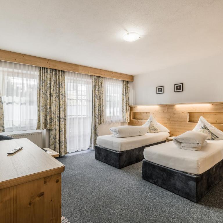 Andre Arnold - Boutique Pension - Standard Doppelzimmer - 3