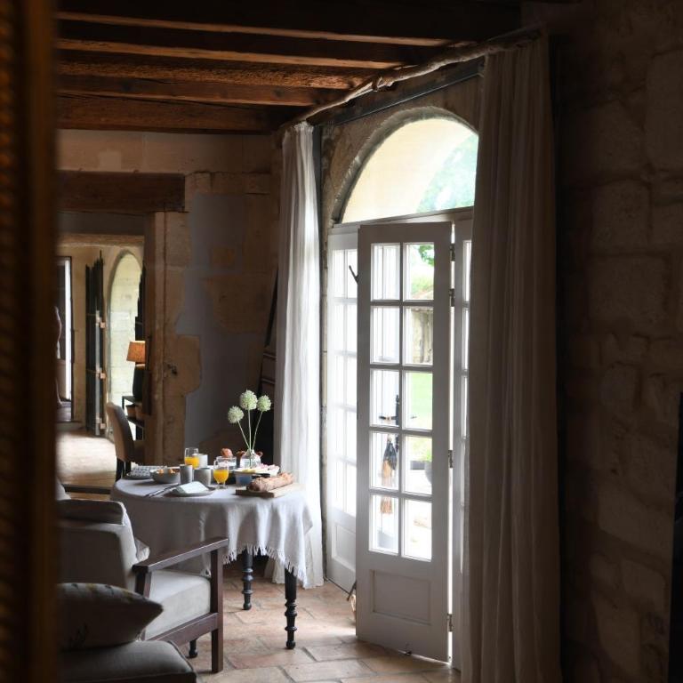 Mas d'images styled by Scapa Home - Suite - Vue sur Jardin - 2