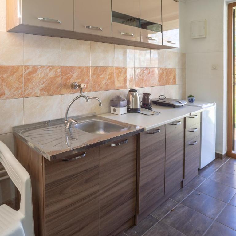 House Jaksic - One-Bedroom Chalet - 3