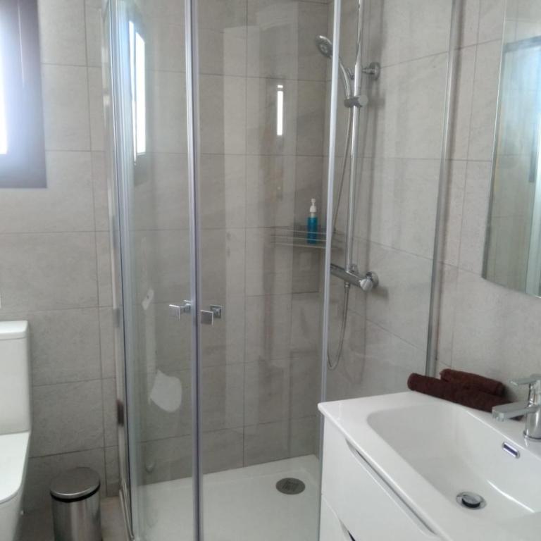 Yumbo Rainbow Homes A - Casa de 2 dormitorios - 35