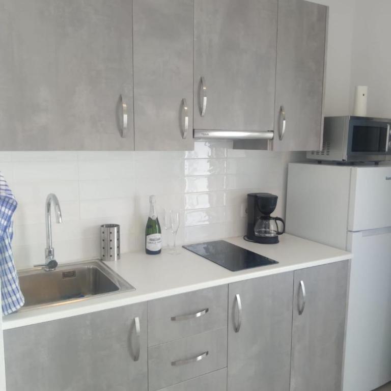 Yumbo Rainbow Homes B - Casa con 1 dormitorio - 9