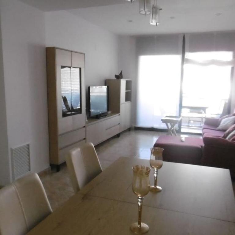 AMPLIO Y CONFORTABLE APARTAMENTO con PARKING - Apartamento de 3 dormitorios - 1