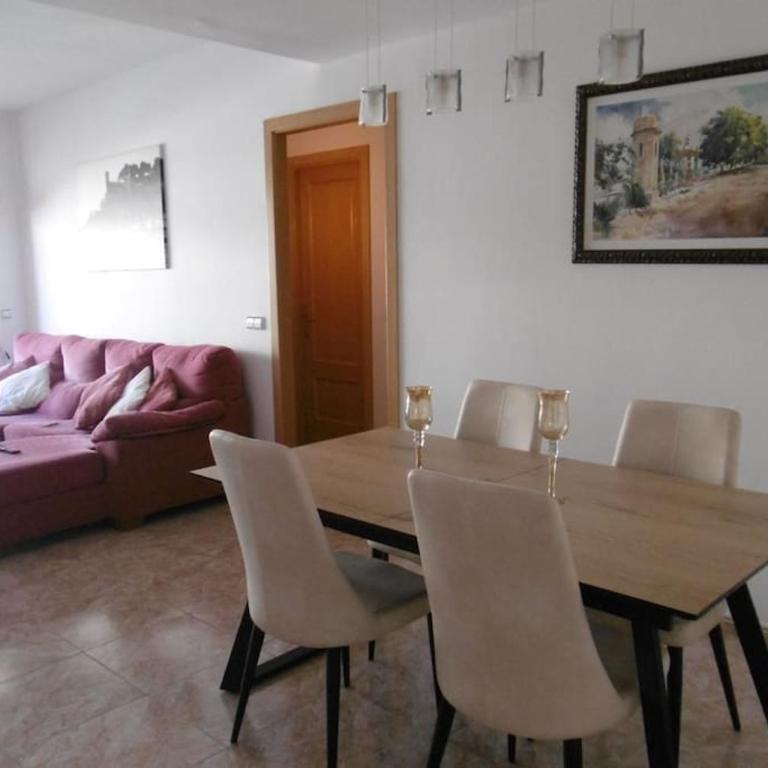 AMPLIO Y CONFORTABLE APARTAMENTO con PARKING - Apartamento de 3 dormitorios - 6
