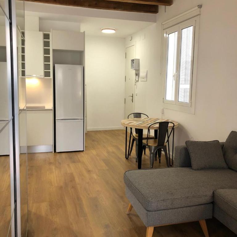 Charming modern flat in Barcelona - One-Bedroom Apartment - 4
