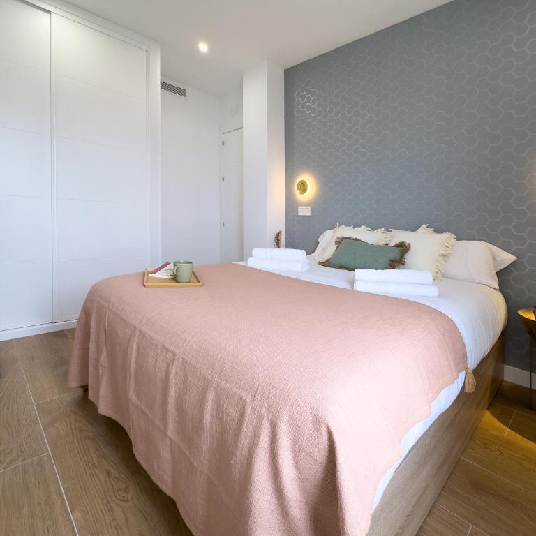 LAGUNARIA - Apartamento con Despacho en Retiro, Madrid - One-Bedroom Apartment - 81