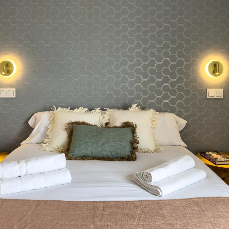 LAGUNARIA - Apartamento con Despacho en Retiro, Madrid - One-Bedroom Apartment - 82