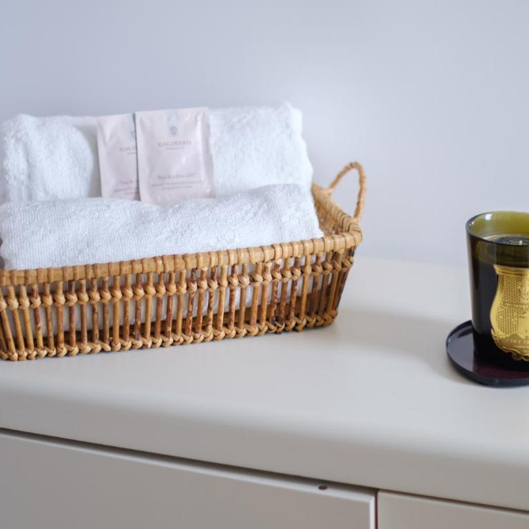 LA GRANDE BLEUE, Magnifique T2 climatisé, proche de la mer - One-Bedroom Apartment - 28