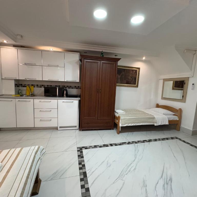 Vita Mundo - Studio Apartment with King Bed - 3