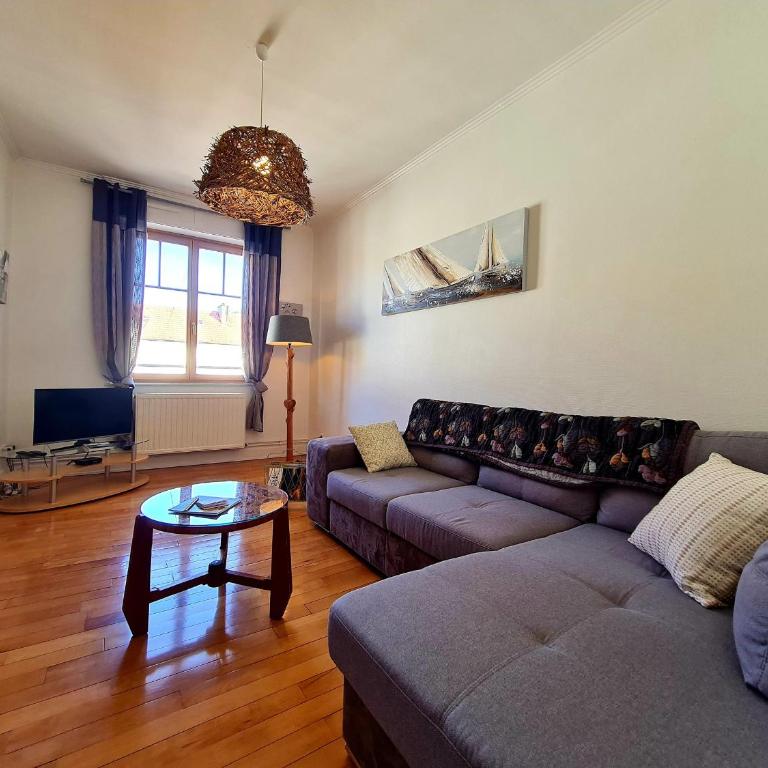 Bel appart au centre avec terrasse et parking - FR-1-589-674 - Appartement - 11