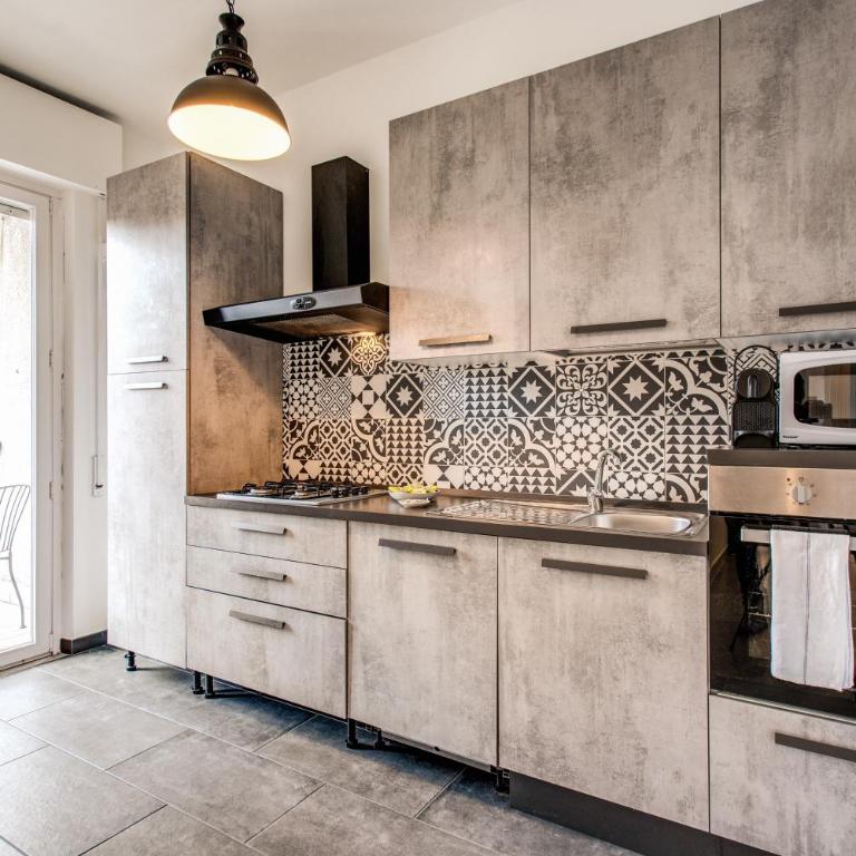 Suite Experience San Giovanni Apartments - Appartamento con 1 Camera da Letto e Balcone - 3