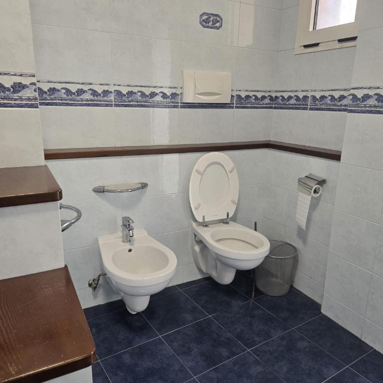 MMM HOME Train Station 4 - Camera Quadrupla con Bagno in Comune - 6