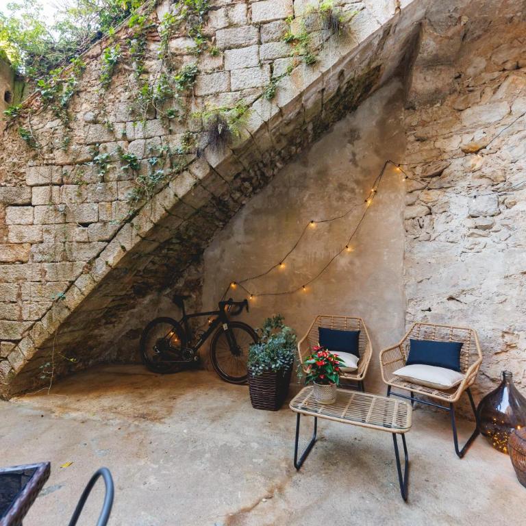 Bravissimo Llebre Duplex, with patio - Apartamento - 48