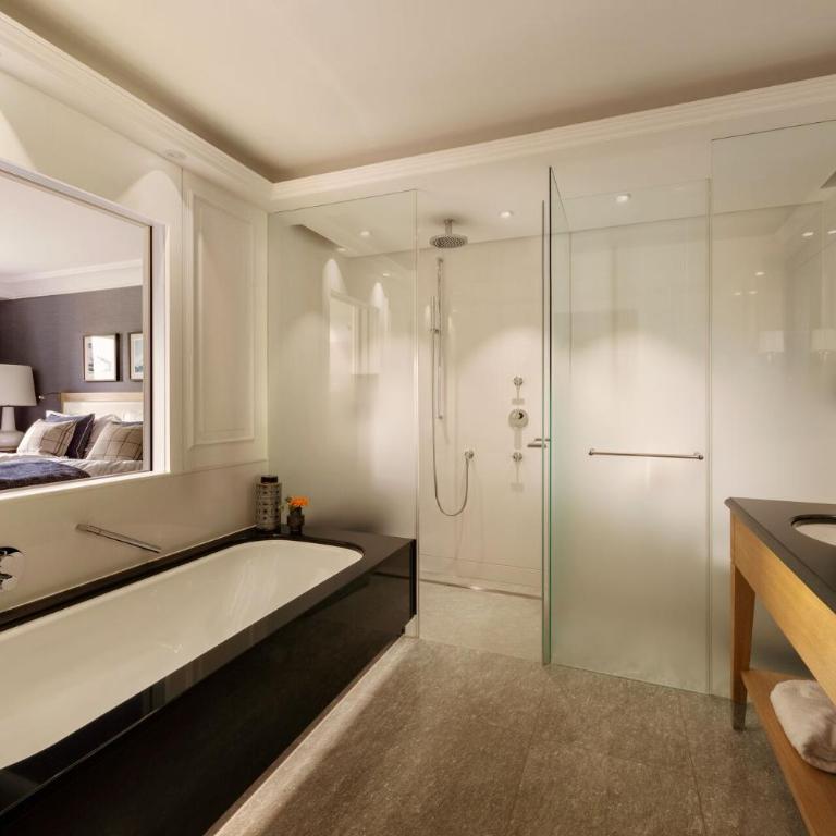 Grand Hotel Kronenhof - Junior Suite Deluxe - 11