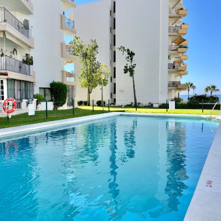 Marbella del Mar Seafront III - EaW Homes - Apartamento de 2 dormitorios con terraza y vistas al mar - 18