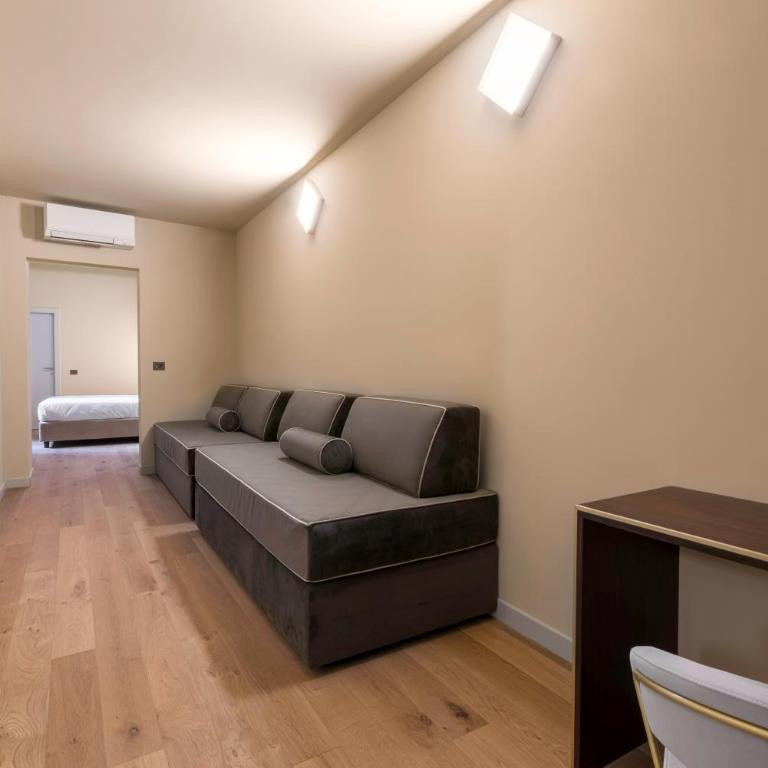 Hotel Adamas - Quadruple Room - 9