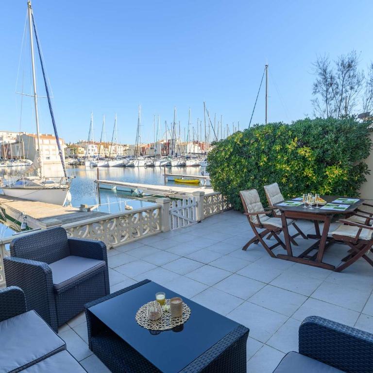 Marina lumineuse avec terrasses et plage privée à Cap d'Agde - FR-1-387-181 - Apartment - 1