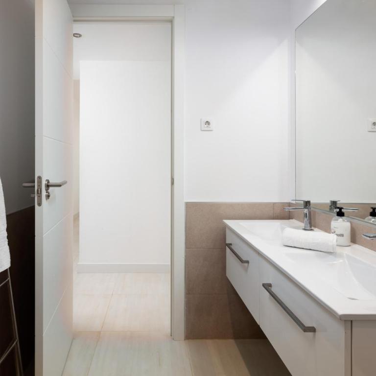 Las Olas Apartment by Alfresco Stays - Apartamento Deluxe de 2 dormitorios con vistas al jardín - 11