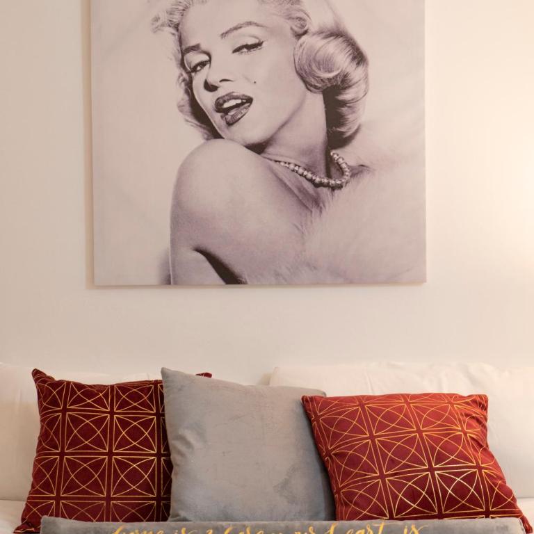 Oshun Mirasierra - Three-Bedroom Apartment - 11