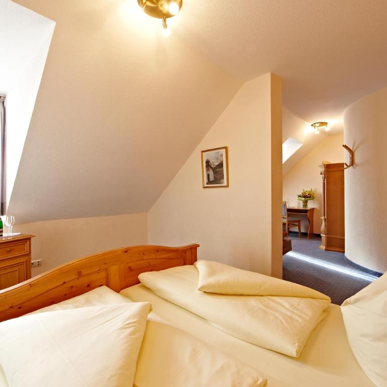 Hotel Vier Jahreszeiten - Familienzimmer (2-4 Erwachsene) - 3