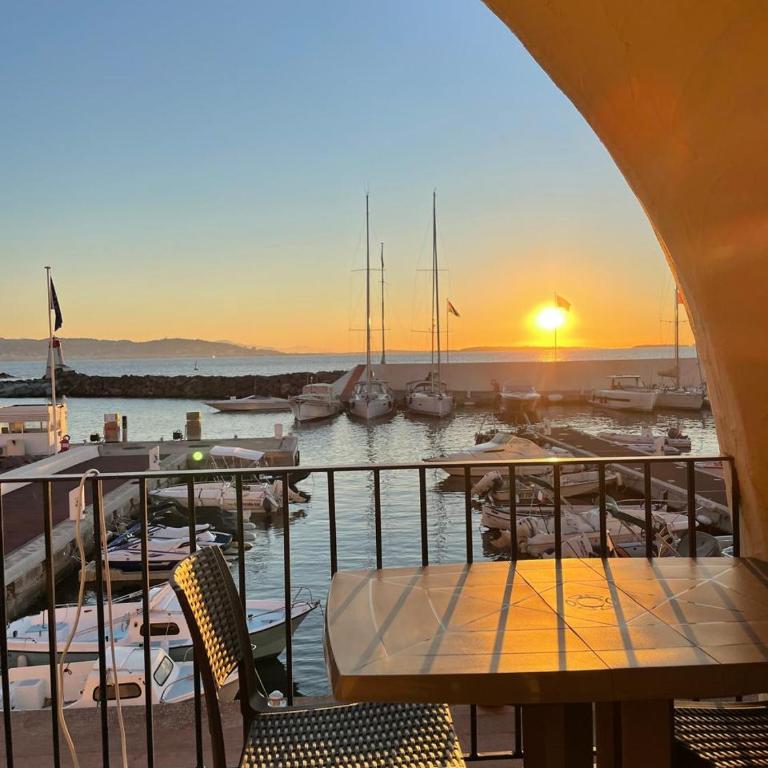 Azure Bliss at Port La Galère - Appartement 1 Chambre - 45