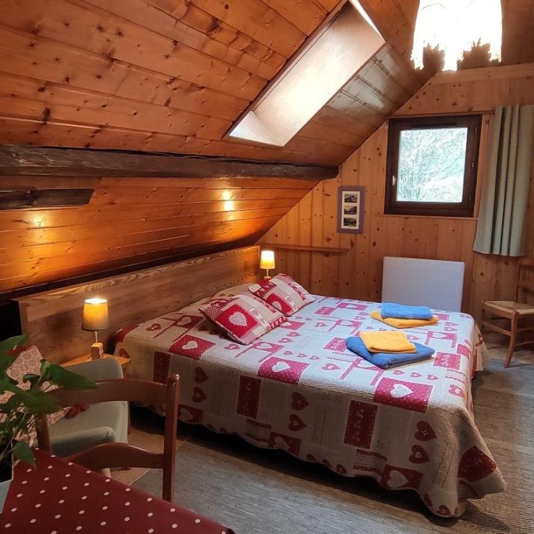 La Grange Aux Loups - Chambre Double ou Lits Jumeaux avec Salle de Bains Privative - 6
