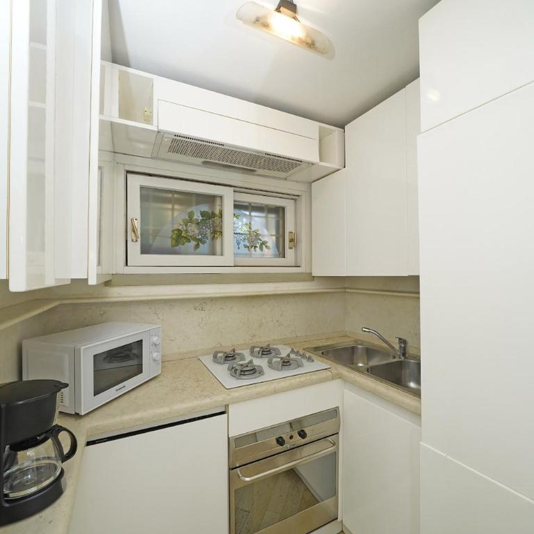 Il Melagrano A12 by Wonderful Italy - Apartment - 24