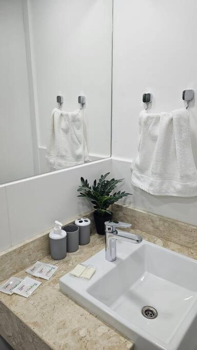 Apartamento con pileta en Asunción centro - One-Bedroom Apartment - 28