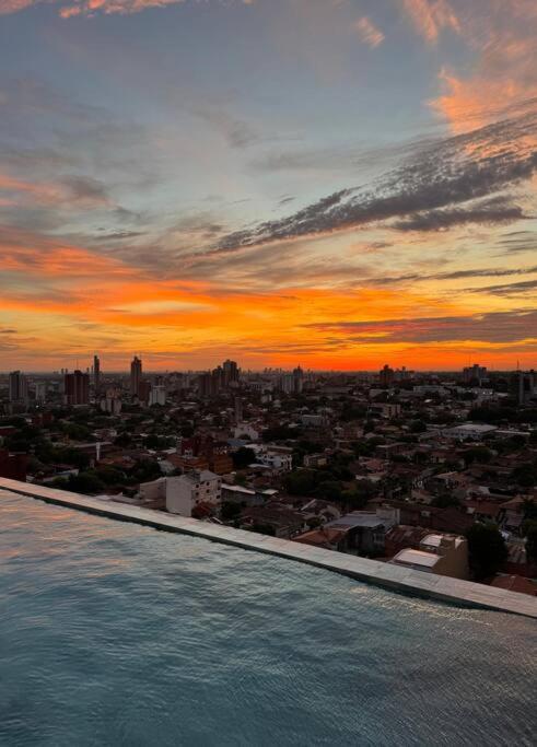 Apartamento con pileta en Asunción centro - One-Bedroom Apartment - 24