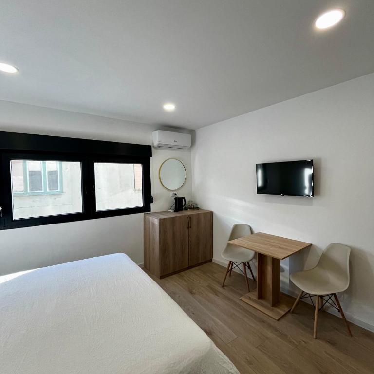 Sha Sho - One-Bedroom Apartment - 4