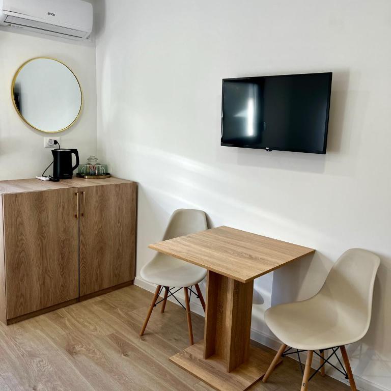 Sha Sho - One-Bedroom Apartment - 3